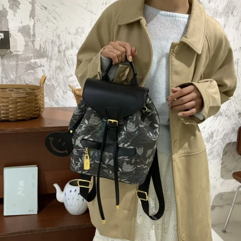 

Модные роскошные сумки для подгузников для женщин, простые винтажные кожаные сумки-тоут, минималистичные элегантные дизайнерские сумки для поездок на работу