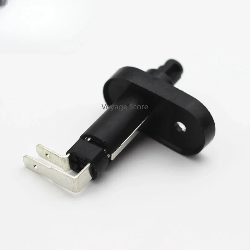 Suitable for SAIC Maxus V80 door light switch, front door light switch, rear door contact switch, pedal sensor