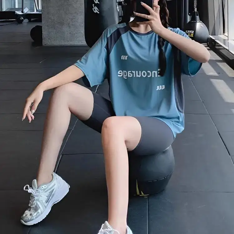 

Women's plus Size Yoga Clothes Qui Dry ort Sve Running Sports Fitn Top Profional Pilates Training Summer New Arr...