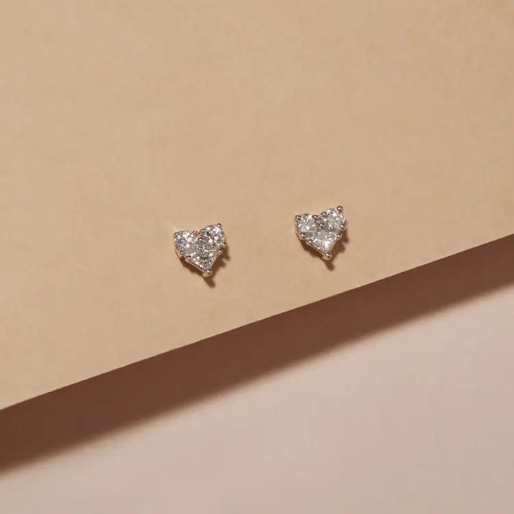 Simple Sparking Bling 3 Stone 5A Cubic Zirconia CZ Heart Shaped Stud Earring Multi Piercing 100% 925 Sterling Silver Ear Jewelry