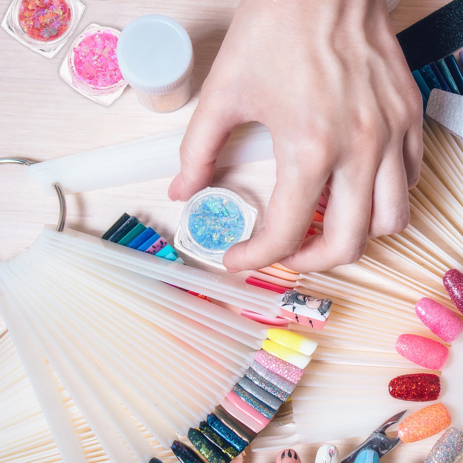 

14 Boxes Shiny Nail Stickers Fashionable Manicure Decals All-Match Fingernail Art Diy Supplies Nail Decorative Sequins Glitter