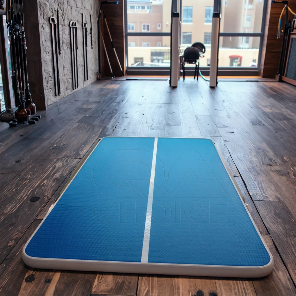 

Inflatable Waterproof Gymnastics Air Track Tumbling Mat with Electric Air Pump, Portable Training Pad for Home Gym for Home Gym