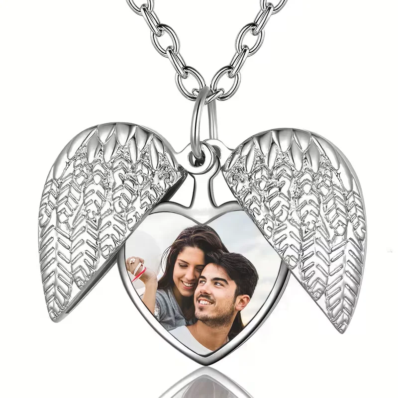 

Personalised photo necklace with a pendant for photos, DIY gift, suitable for gifting to a girlfriend, Mother's Day, Christmas,