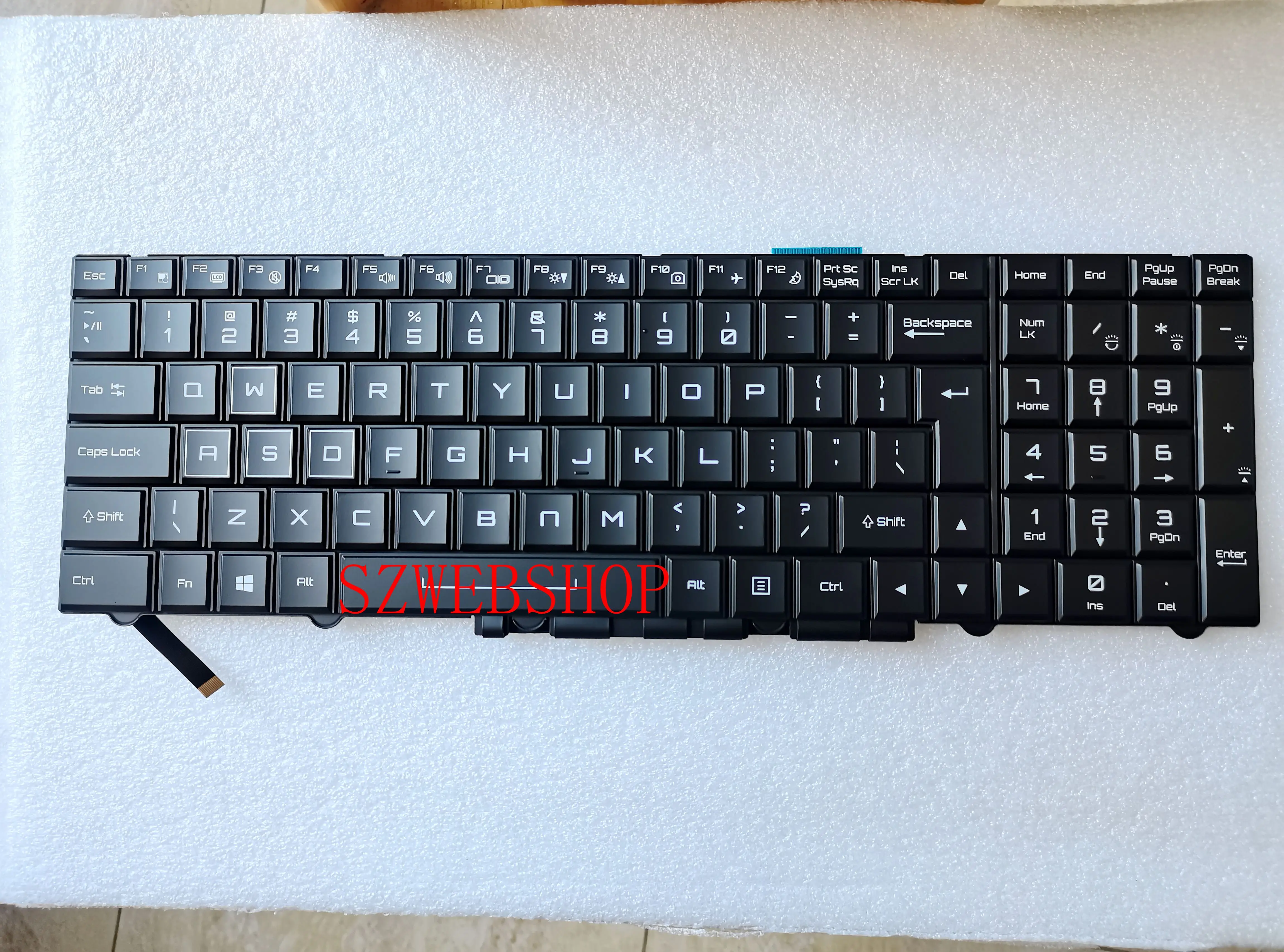 

New For Clevo Sager NP9152 NP9172 NP9755 NP9758 NP9752 Laptop US Backlit Keyboard blackboard