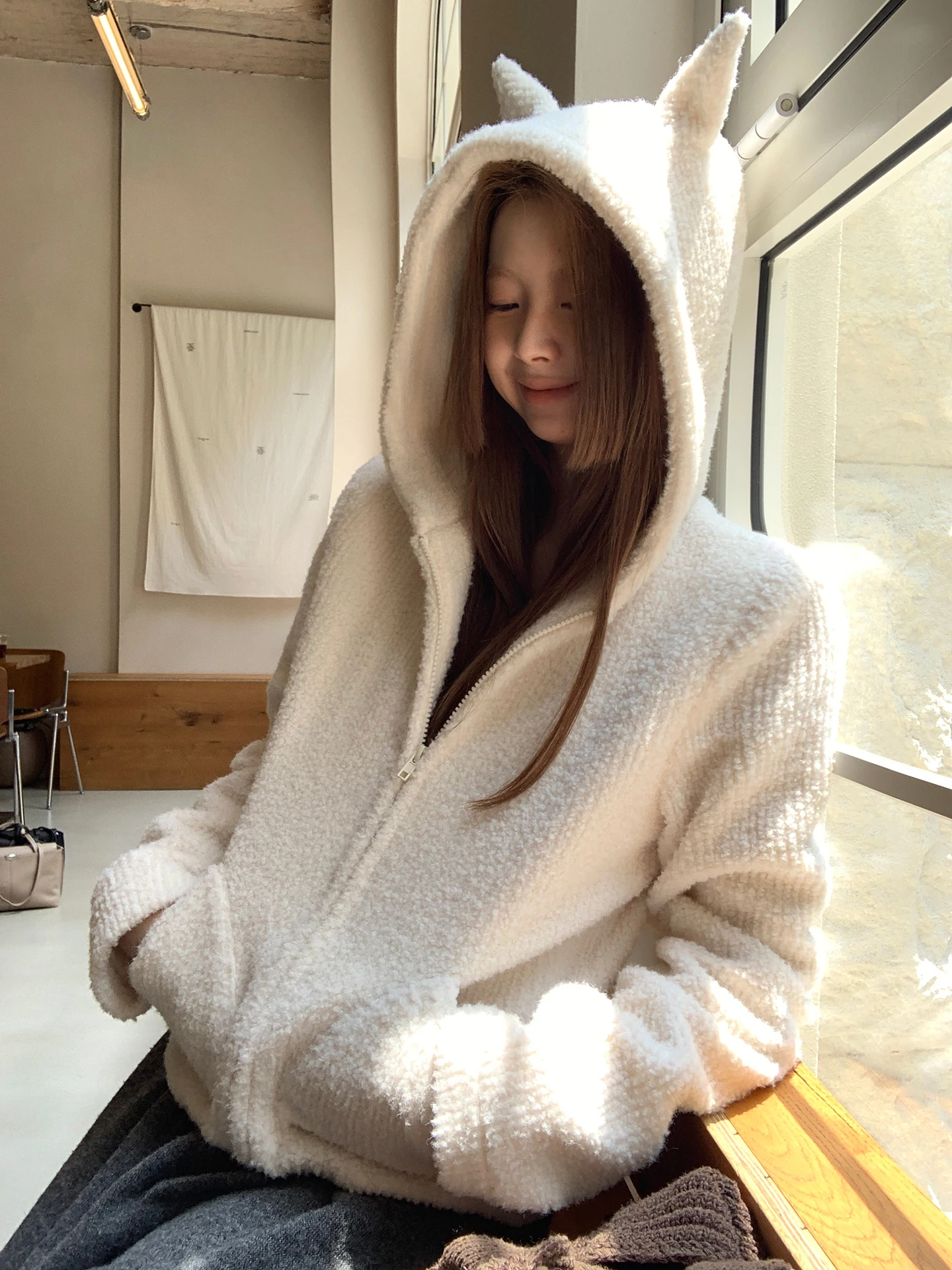 

Red Celebri Studio Women's Furry Jaet Autumn Winter New Sle White Cotton Coat Hooded Casual Fce Linen Cotton Clothes