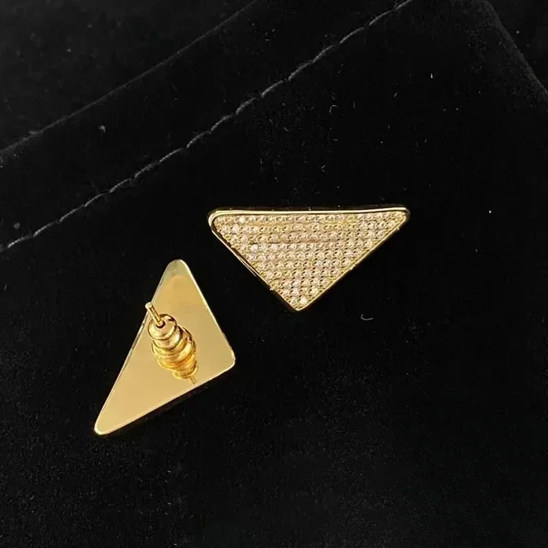 

2025 Fashion S925 Pure Silver PRA Earrings: Enhance Your Style with Luxury and Chic at an Unparalleled Price