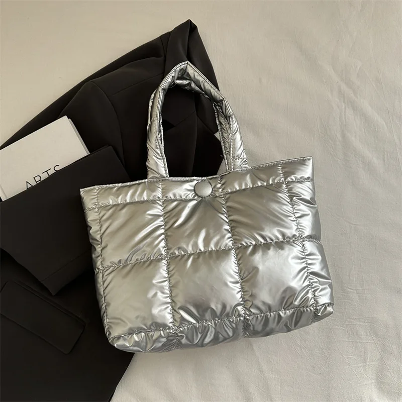 New Large-capacity Tote Bag for Women Fashion Solid Color Quilted Tote Bag Lightweight Puffer Waterproof Shoulder Bags Female view 2