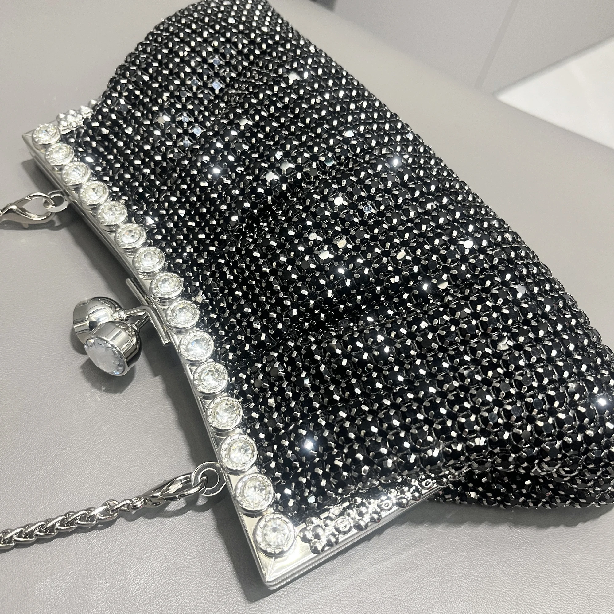 Handle Rhinestones Evening clutch Bag Purses and handbag luxury Designer shiny Crystal Clutch purse bucket bag shoulder bags