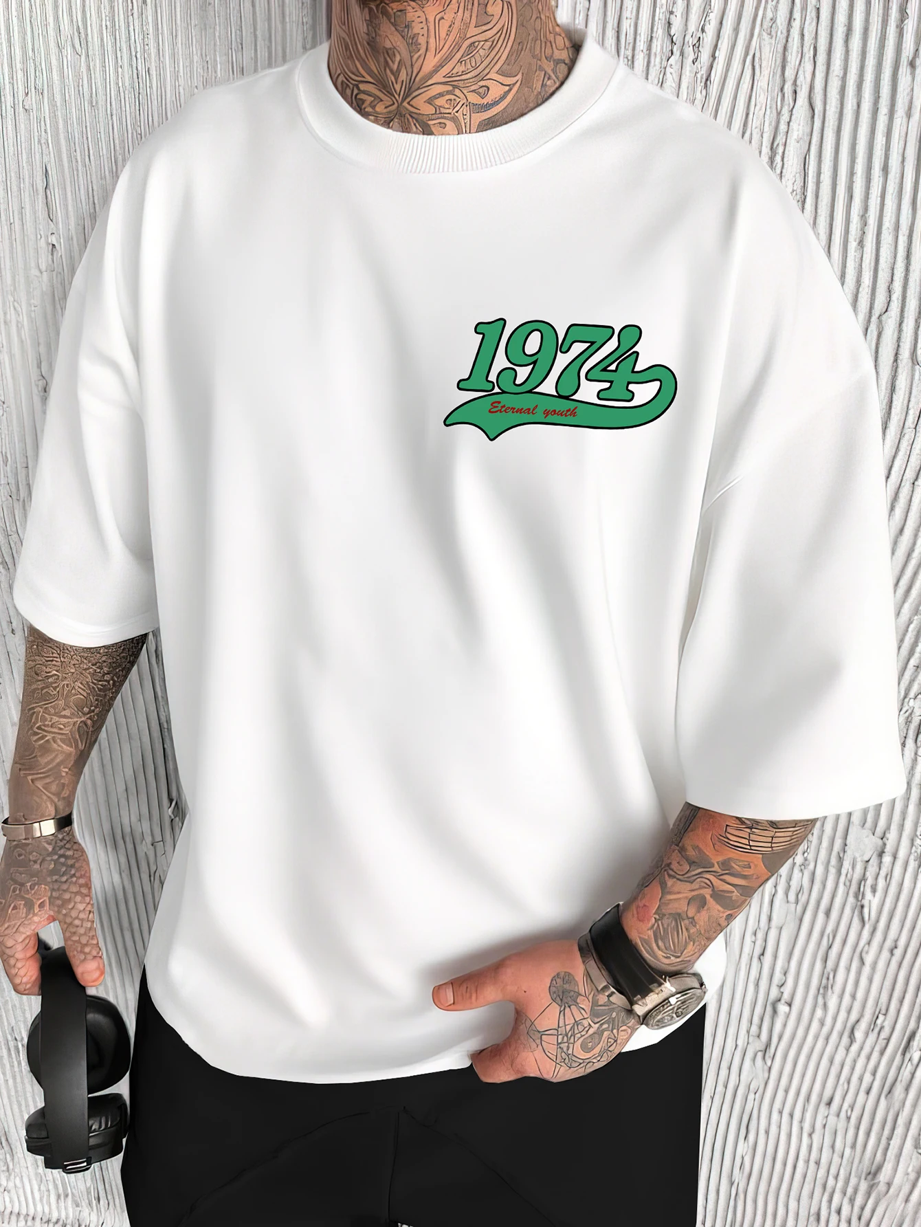 Men's Oversized Hip Hop Streetwear T-shirt Brand 1974 Mask Gangster Money Chain Graphic Print Loose Fit Cotton Short Sleeve Whit