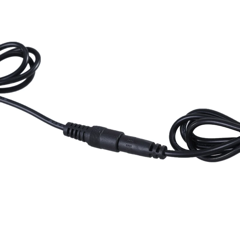 منخفضة الضوضاء 50db 12V 50mm مروحة القناة المضمنة مع سلك الطاقة للاستخدام المنزلي والمرآب