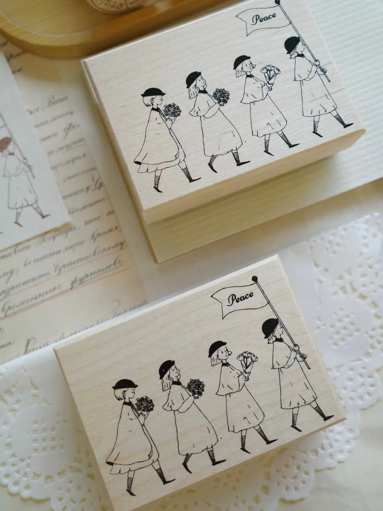 Vintage Happy Moment Girl Boy Wooden Rubber Stamp for DIY Scrapbooking Photo Album Card Making