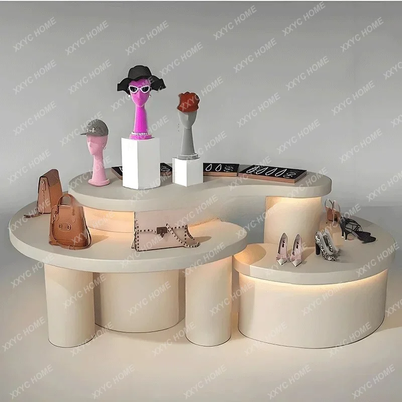 

Display table Display table Baking paint Middle table Nakajima counter combination