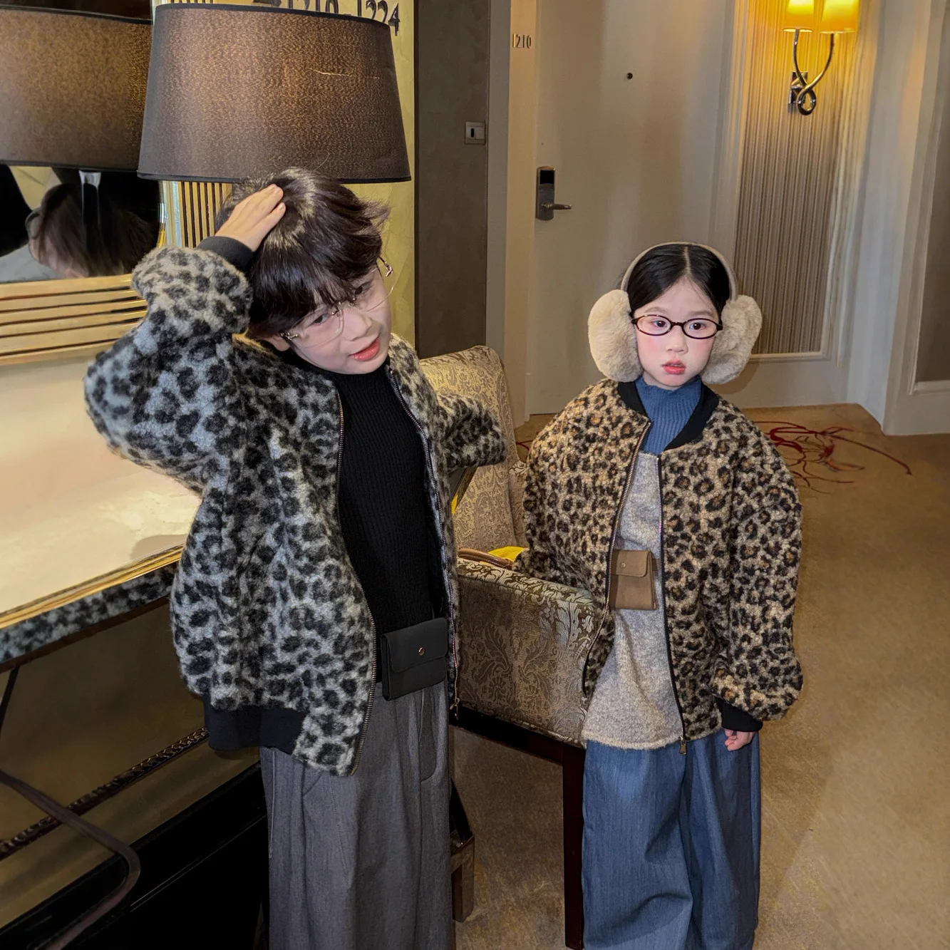 

Children Leopard Winter Jackets Korean Thicken Warm 1-10Yrs Kids Boys Outerwear Loose Round Collar Zipper Toddle Baby Girls Coat