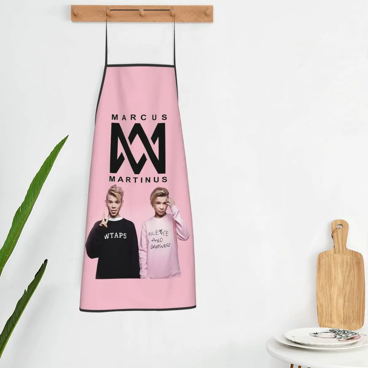 Popular Funny Marcus And Martinus Aprons Chef Cooking Baking Tablier Bib Kitchen Cleaning Pinafore for Women Men Gardening