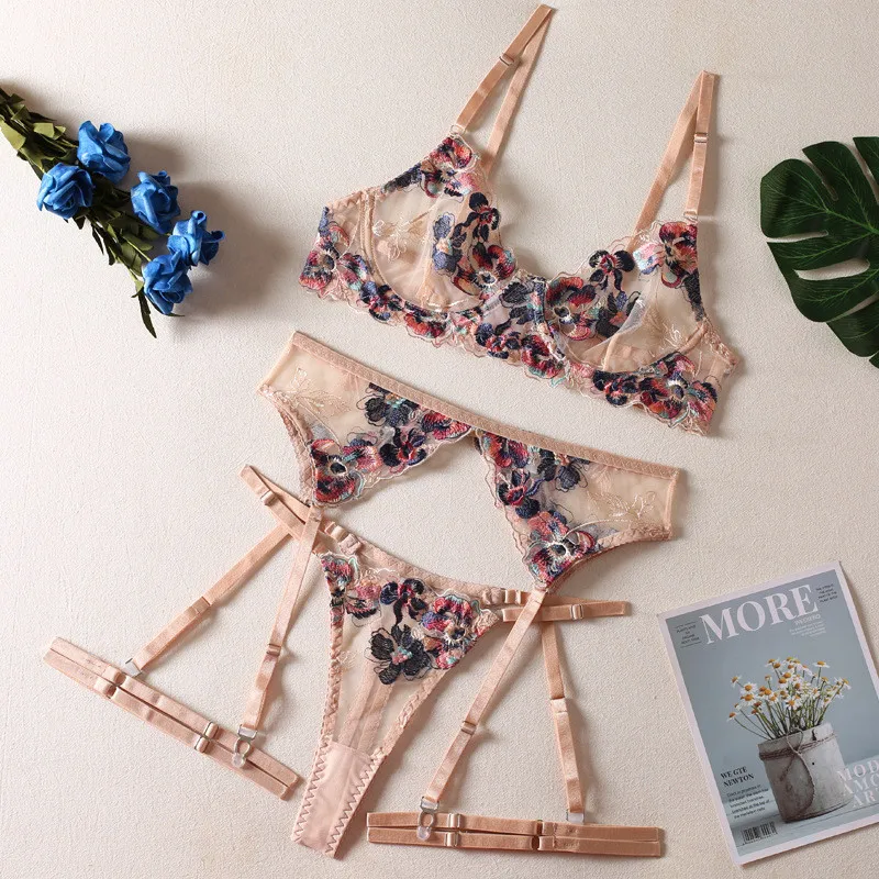 

Sexy Lingerie Set 4 PCS Embroidery Flowers Bra Lace Underwear Bra Brief Set Legbands Romantic See Through Female Exotic Sets