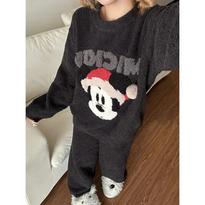 

Mickey Santa Hat Print Black Plush Fleece Crew Neck Pajama Soft Warm Y2K Aesthetic Fashion Fit Loungewear Sleepwear Comfortable