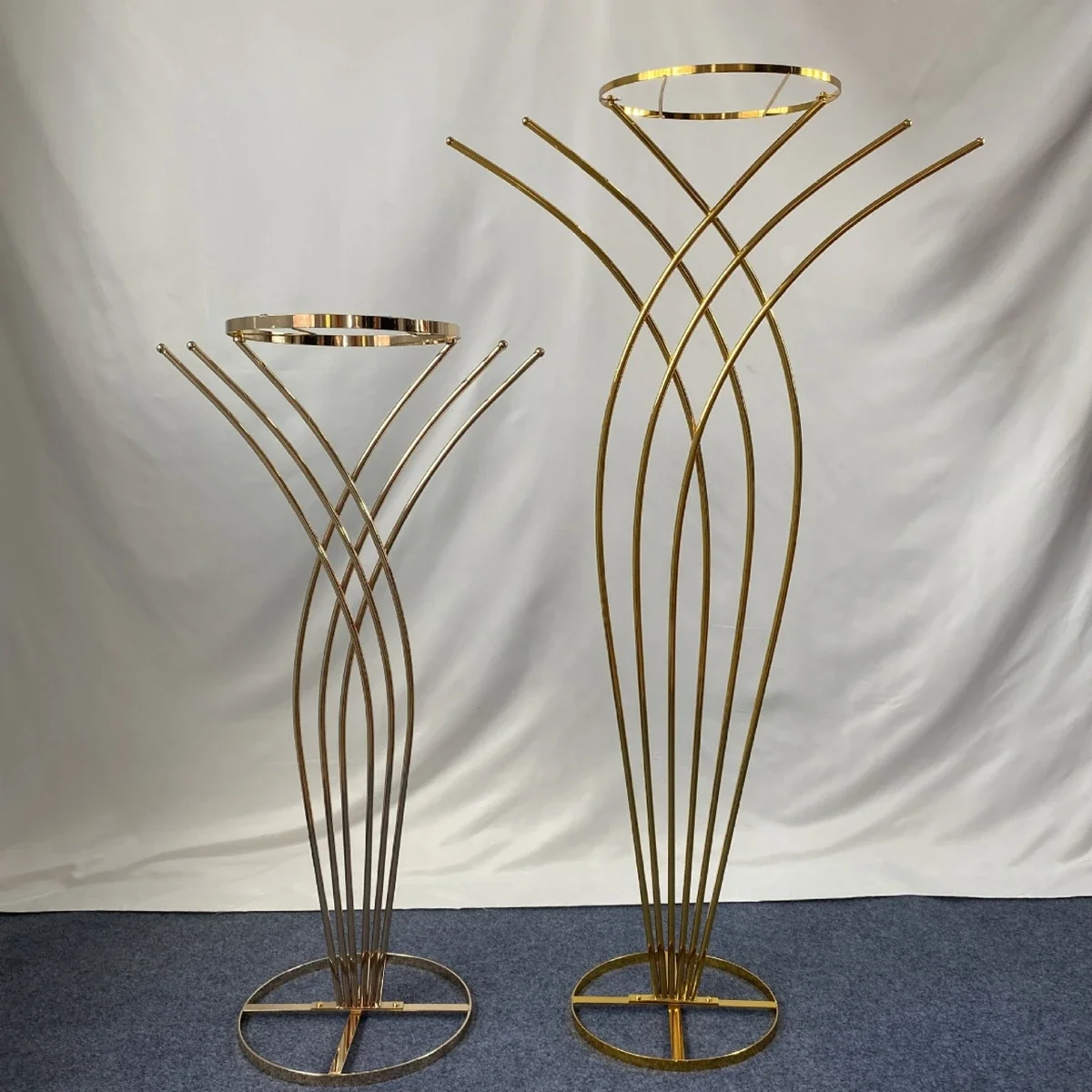 10 stks) glanzend goud/zilver/wit Metalen Bloem Stands Bruiloft Decoratie Europese Road Lead Bruiloft Bloemstuk Stands 705