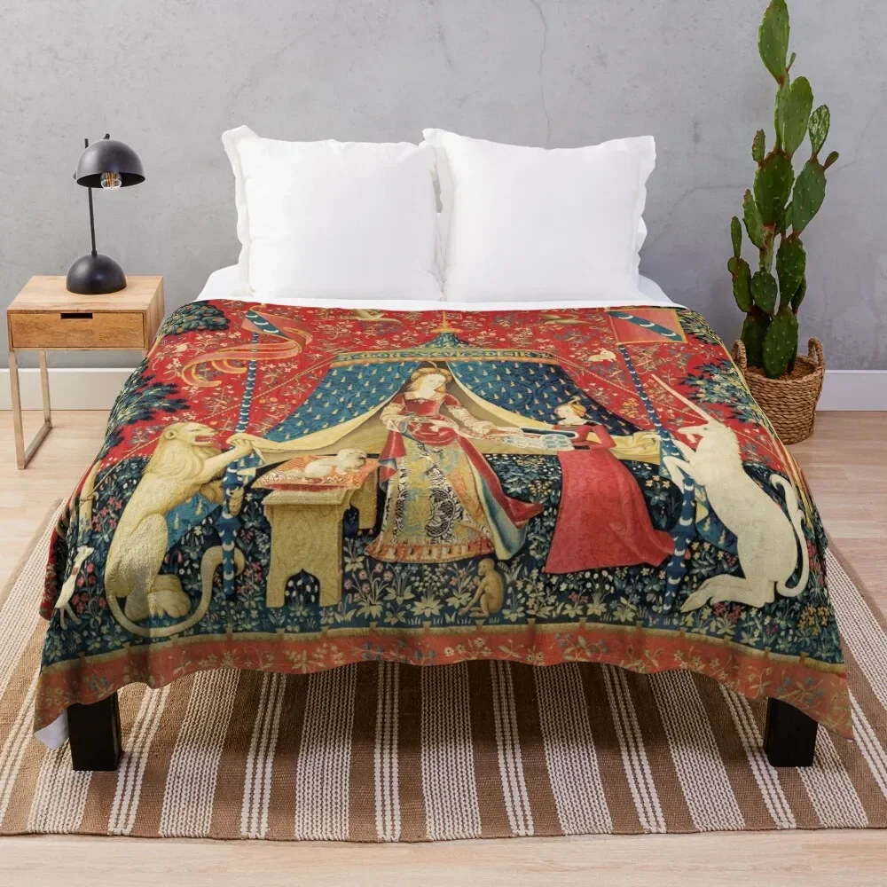 

LADY AND UNICORN DESIRE ,Lion,Fantasy Flowers,Animals,Red Green Floral Throw Blanket sofa bed Sofas manga Blankets