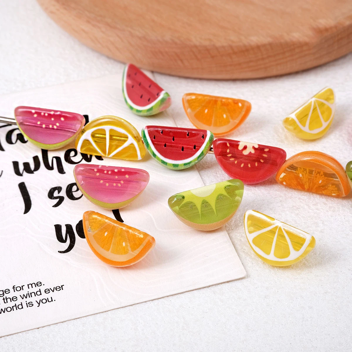 10 Stück 10x18mm Wassermelonen-Frucht-Serie Perforierte Bedruckte Acrylperlen Taschenanhänger Armband Handyanhänger DIY Schmuckzubehör