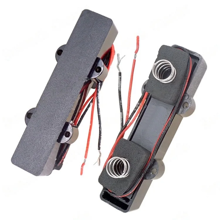 

Закрытый 4-струнный бас-звукосниматель J с пружиной внизу