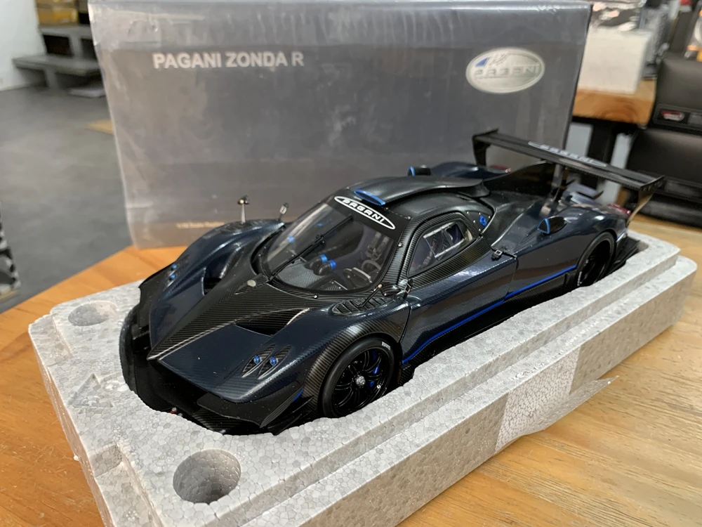 Autoart 1:18 Zonda R Blue Carbon Out of Print Simulation Limited Edition Alloy Metal Static Car Model Toy Gift