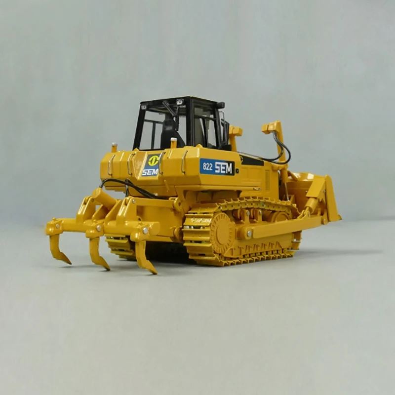 Diecast 1:35 Scale SEM822 Bulldozer Alloy Engineering Vehicle Model Finished Product Simulation Toy Collection Gift Static Model