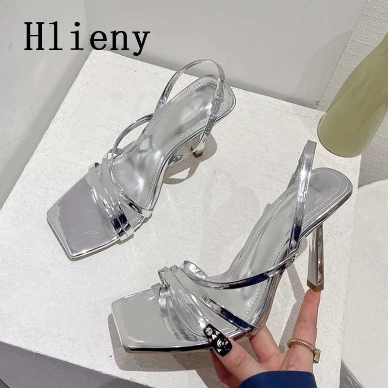 

Новинка 2024, элегантные квадратные тапочки Hlieny, женские дизайнерские туфли на тонком высоком каблуке, модные женские туфли-слайды с узким ремешком, серебристые туфли
