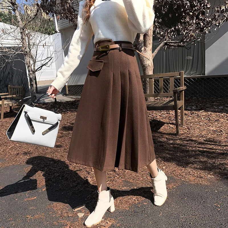 

High waist skirt female 2023 autumn and winter new style solid color retro mid-length large swing A-line woolen skirt with belt