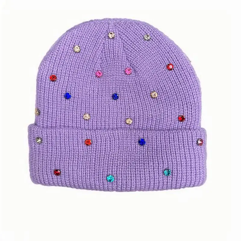 Glitzernde Strickmütze für Damen – Weiche Wintermütze mit bunten Strasssteinen für Herbst und Winter – Detail 4