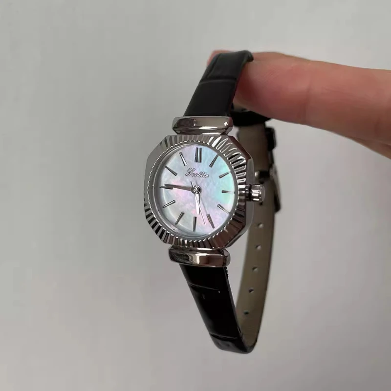 New exquisite retro style elegant women's watch trendy simple classic automatic waterproof quartz women's watch birthday gift
