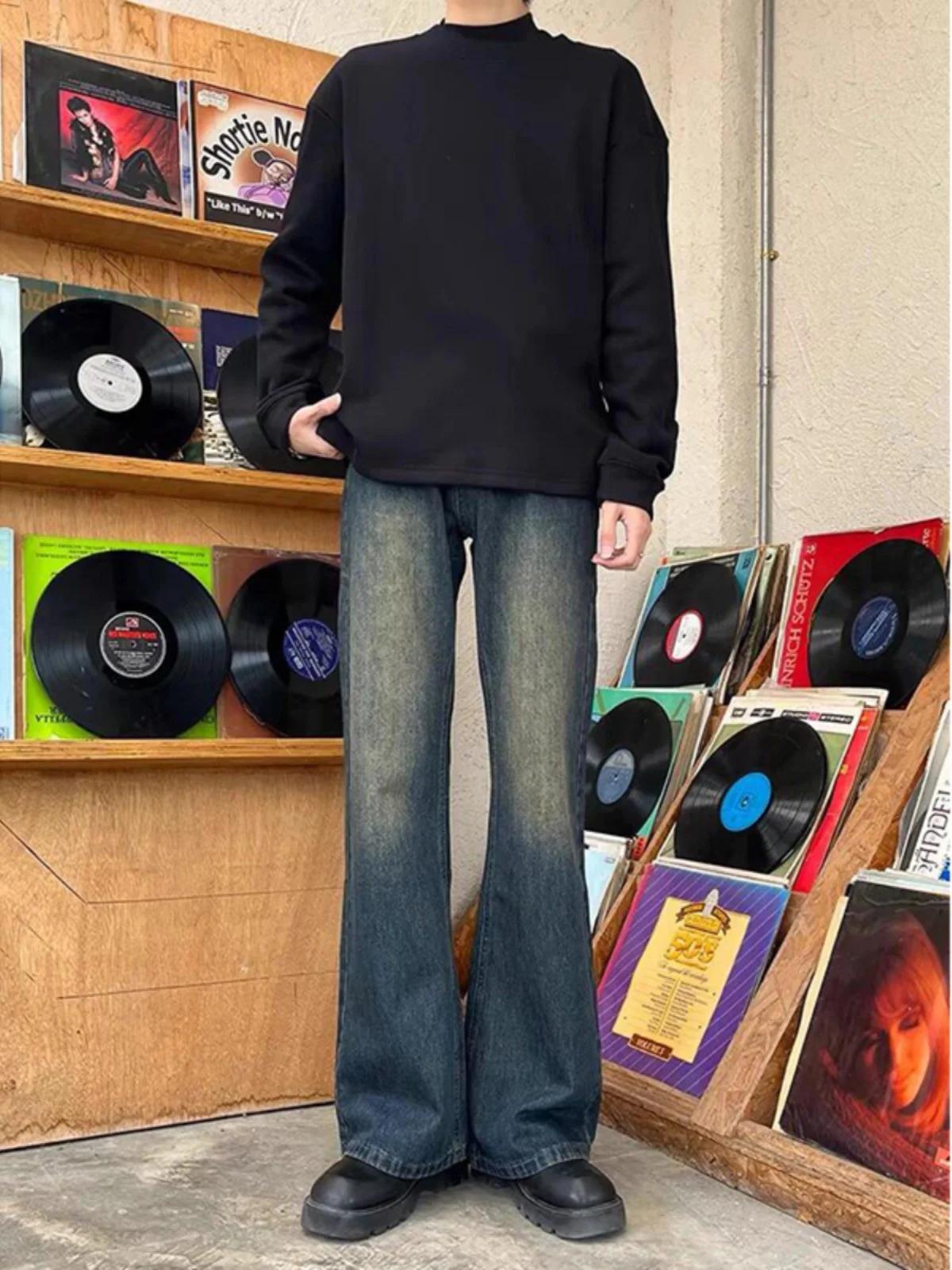 

Мужские летние джинсы в стиле ретро, синие, с эффектом потертости, прямого кроя, в уличном стиле, зауженные, слегка расклешенные, с низкой посадкой, длинные брюки