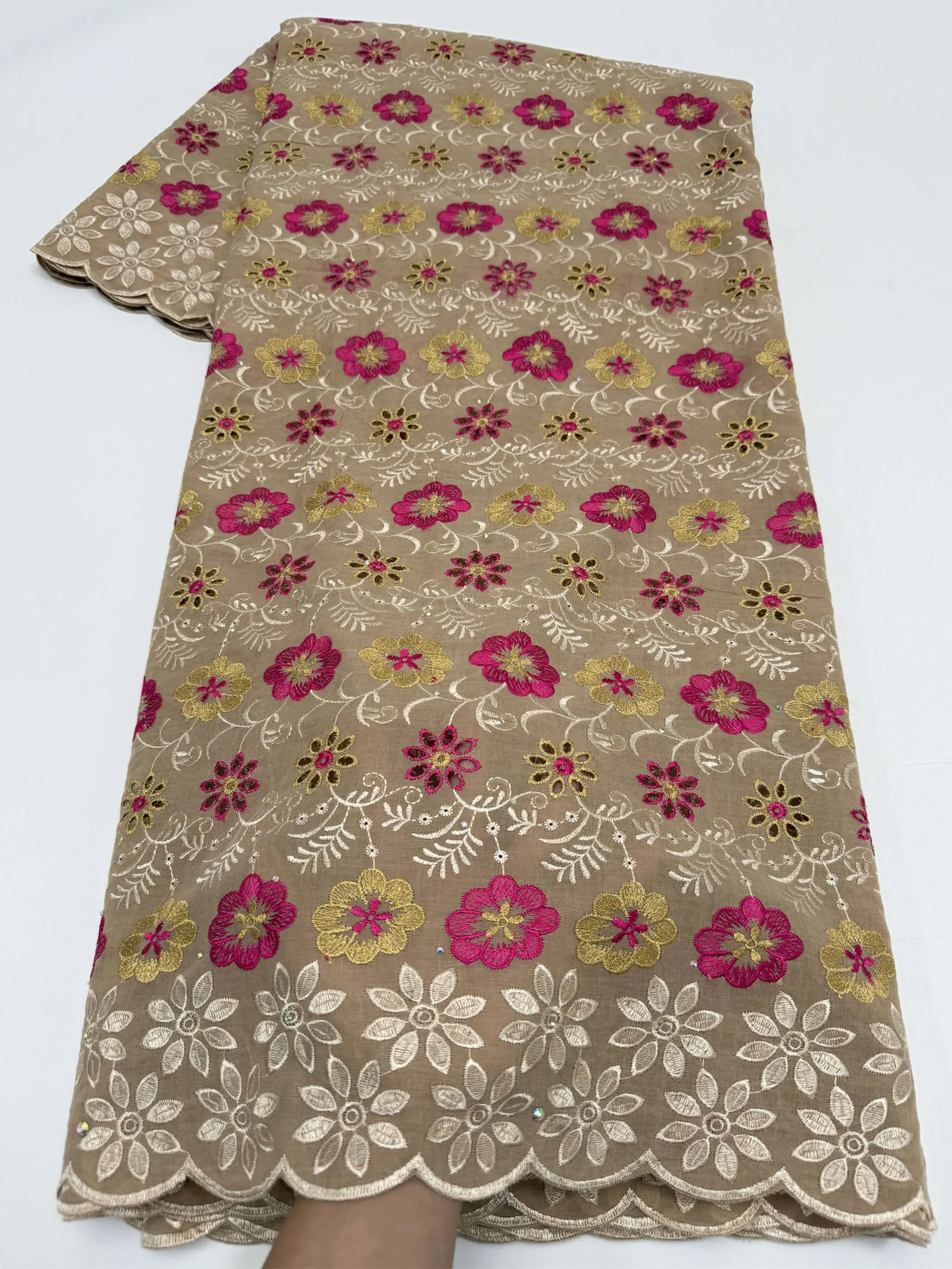 tessuto-in-pizzo-di-cotone-africano-pgc-lace-swiss-voile-2026-di-alta-qualita-5-iarde-di-pizzo-di-cotone-nigeriano-per-cucire-abiti-da-festa-per-donne