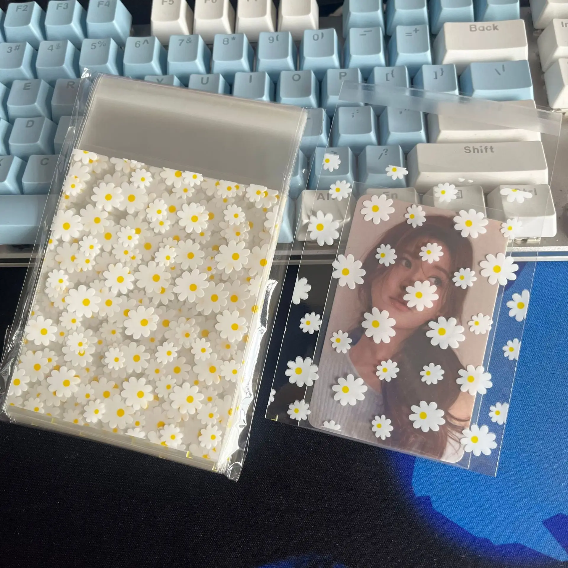 Przezroczyste, samoprzylepne etui na karty kolekcjonerskie, karty fotograficzne, karty kolekcjonerskie anime, opakowania na prezenty dla fanów K-POP, plastikowe torby OPP — zdjęcie 6