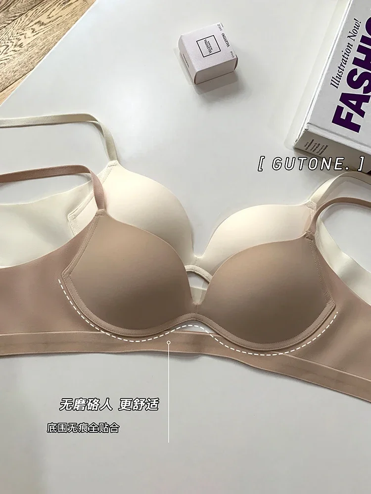MOYISU 심플한 푸시업 브라, 작은 가슴을 가진 여성용에 적합, 언더 와이어 및 처짐 없이 더 크게 만들기