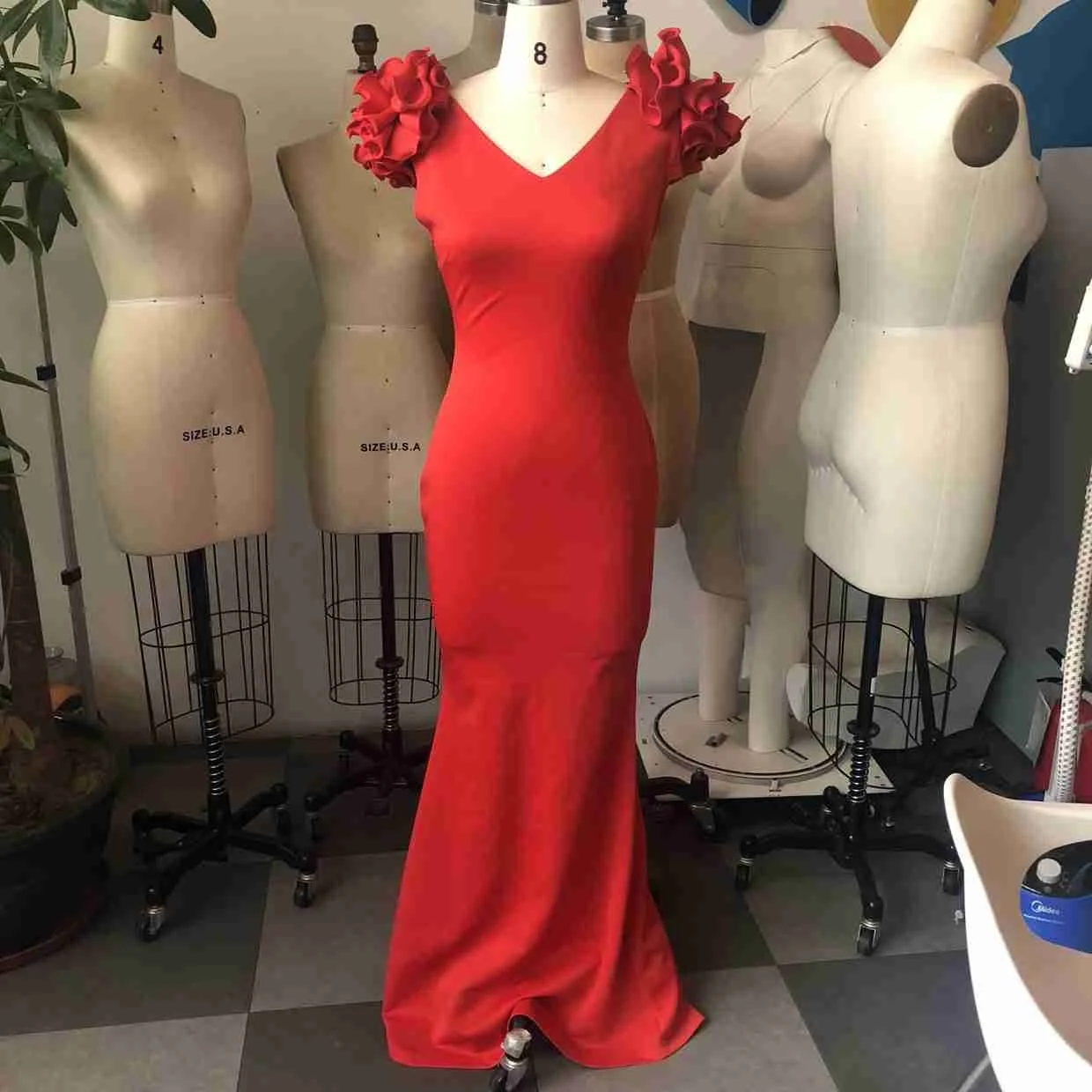 Plus Size Evening Dress Elegant Lady Ruffle Red Black Sexy Backless Large Sizes Women Party Formal Maxi Long Dresses Summer 2022