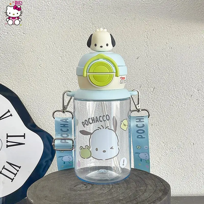 Sanrio-botella de agua para bebidas de verano para niños, hervidor portátil para exteriores, regalo de cumpleaños, taza de plástico de calidad alimentaria Kulomi