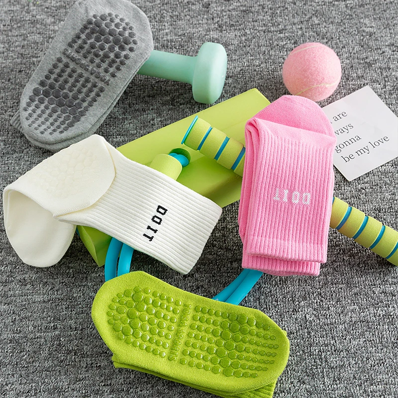 

1/8 пар хлопковых дышащих носков для йоги до середины икры, однотонные полосатые противоскользящие спортивные носки, носки для пилатеса, танцевальные фитнес-тренировки