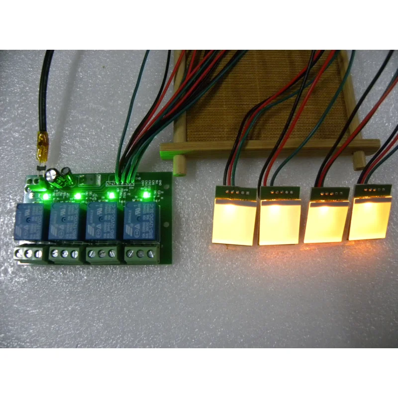 12v2 4V 4-way relay module with 4 split touch buttons, dual-color LED self-locking jog function