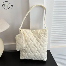Women's Bags Solid Color Quilted Tote Bag Large Capacity Cotton Padded Handbag Trendy Fluffy Shoulder Bag for Winter Purse Bolsa
