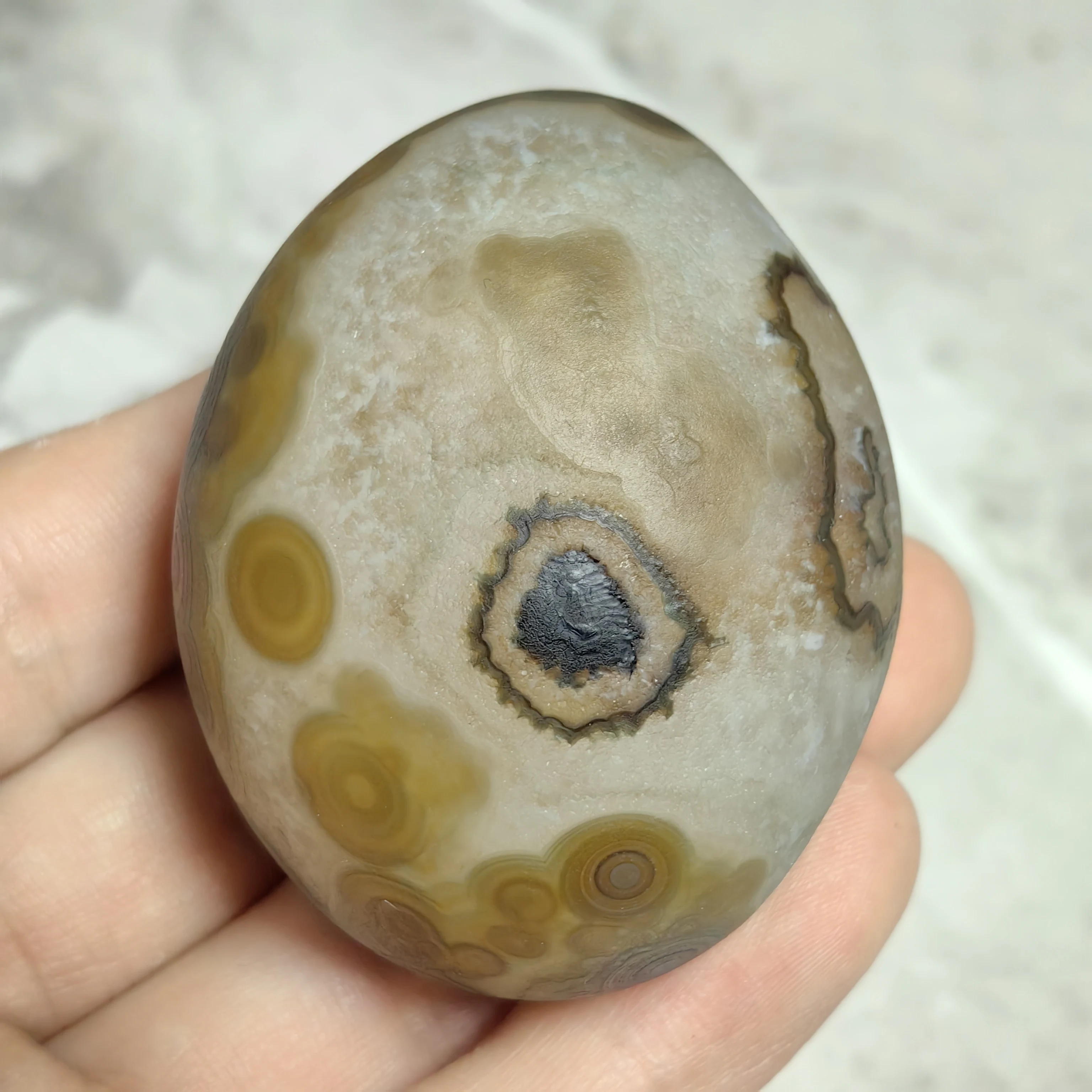 Pure Natural Concentric Eye Crystal Agate, Artistic Conception Palm Stone for Spiritual Meditation, Gift for Prayer & Blessings