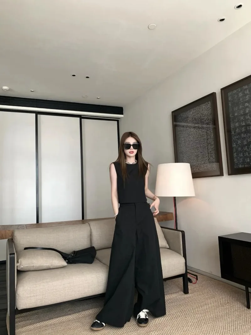 

2026 Summer Women Minimalist Two Way Wear Vest Wide Leg Pants Set Solid Color Versatile Fashion