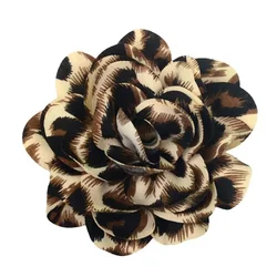 Handmade Fabric Leopard Print Flower Brooches for Women Vintage Corsage Lapel Pins Wedding Party Badge Jewelry Accessories