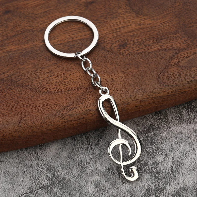 Creative Practical Metal Keychain Personalized Music Note Key Ring Trendy Versatile Accessory for Bag and Key Decoration