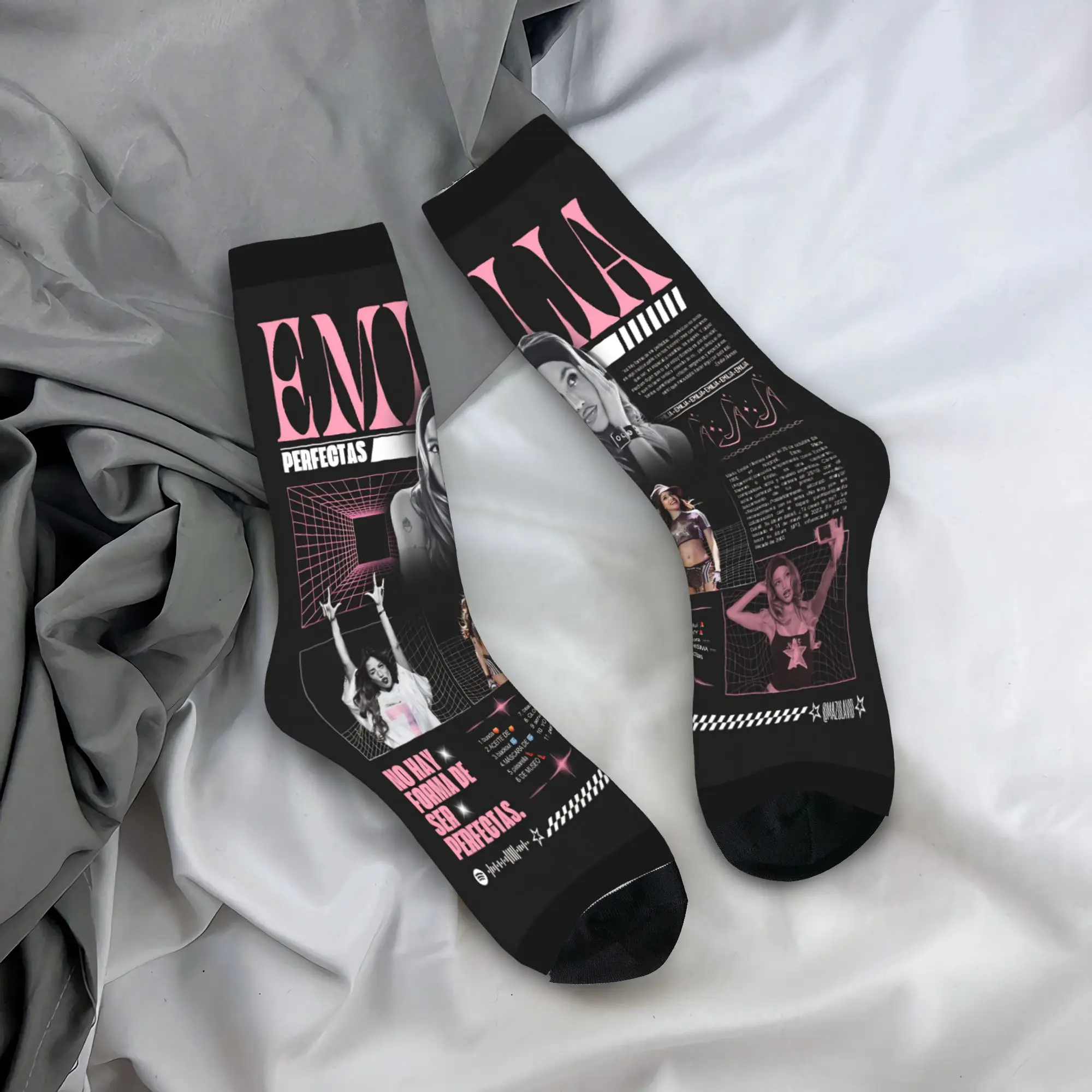 جوارب Duki Rapper جوارب شتوية عصرية للنساء والرجال جوارب مريحة بنمط لوح التزلج جوارب مضادة للبكتيريا