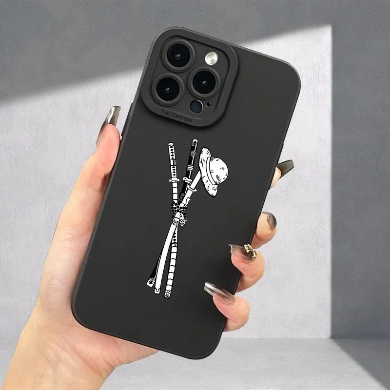 Matte Handyhülle mit Hut und Schwert Design für iPhone 17 16 16E 15Pro 14Plus 13 12Pro 11 Pro SE4 Max XS Mini Rückseite – Detail 1