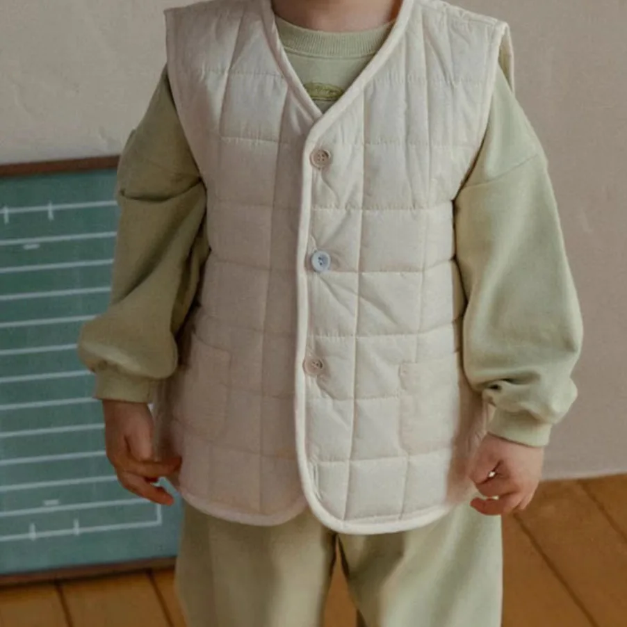 2025 Winter New Baby Sleeveless Warm Vest Infant Girls Thick Vest Cardigan Solid Toddler Cotton Padded Jacket Baby Clothes