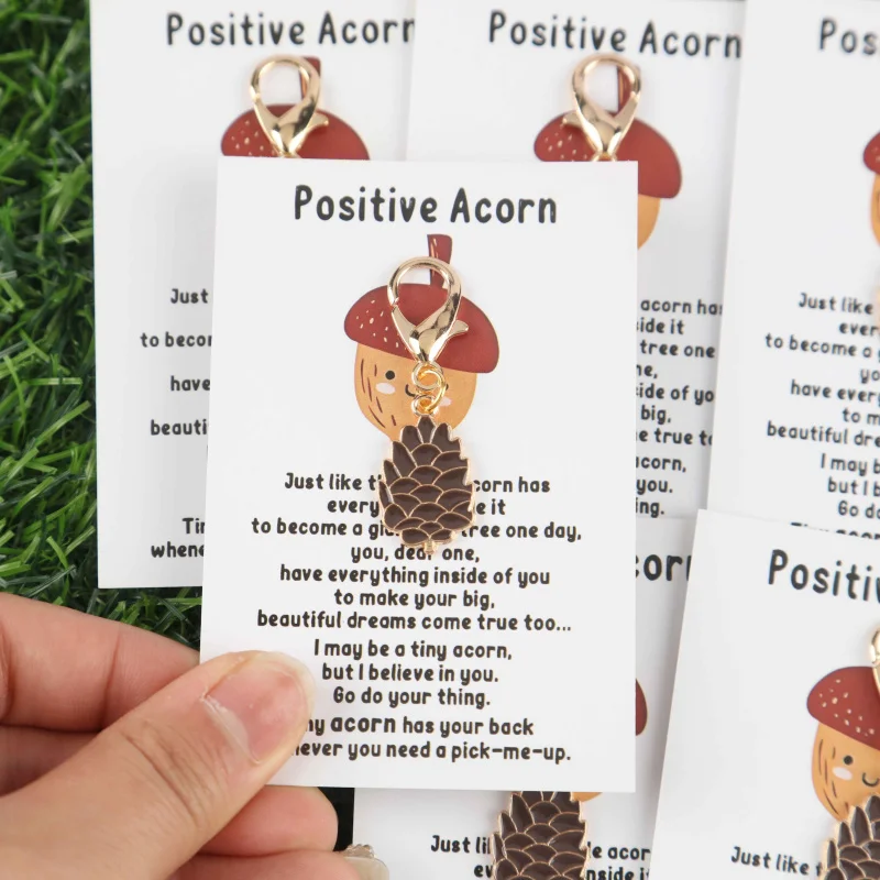 2D 4/8pcsPositive Energy Acorn Keychain Set，Acorn paired with pinecone pendant，Red Cap + The smiling face expression is soft, cu