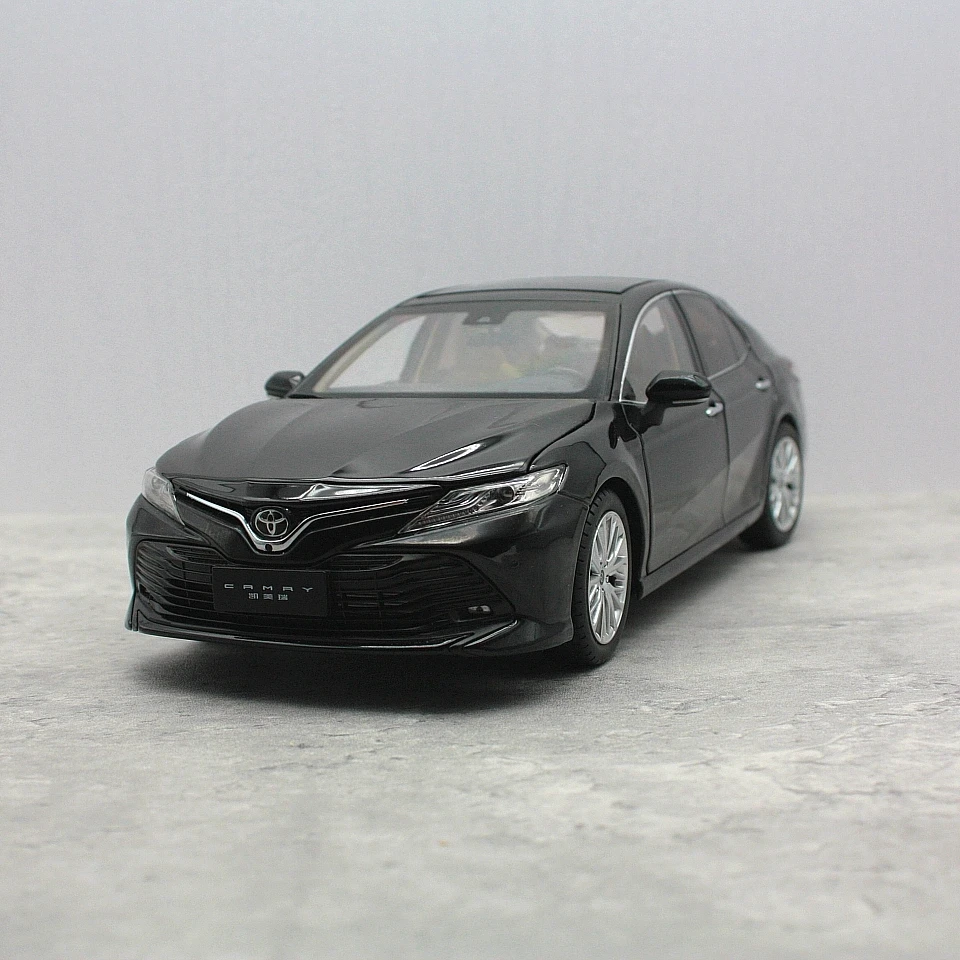 

Camry 8-го поколения, масштаб 1:18, литье под давлением, модель автомобиля из сплава, металлическая роскошная коллекция автомобилей, подарок для мальчиков, игрушечный транспорт