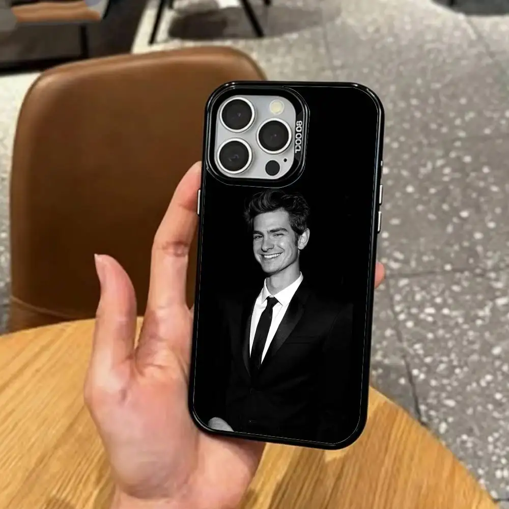 Custodia per telefono Actor A-Andrew G-Garfield per iPhone17,16,15,14,13,12,11 Plus,Pro Max Cover interna placcata in argento colorato