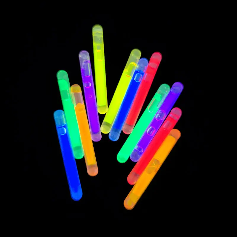 10 stuks veelkleurige gloeiende stokken kleurrijke lichtstok chemische fluorescentie sticks voor bruiloft clubs nieuwjaar decoratie